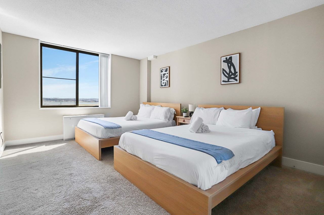 1201 S Bell St #1056568P - Photo 2 of 29