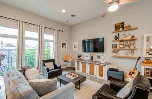 featured image of 2018 Crockett St