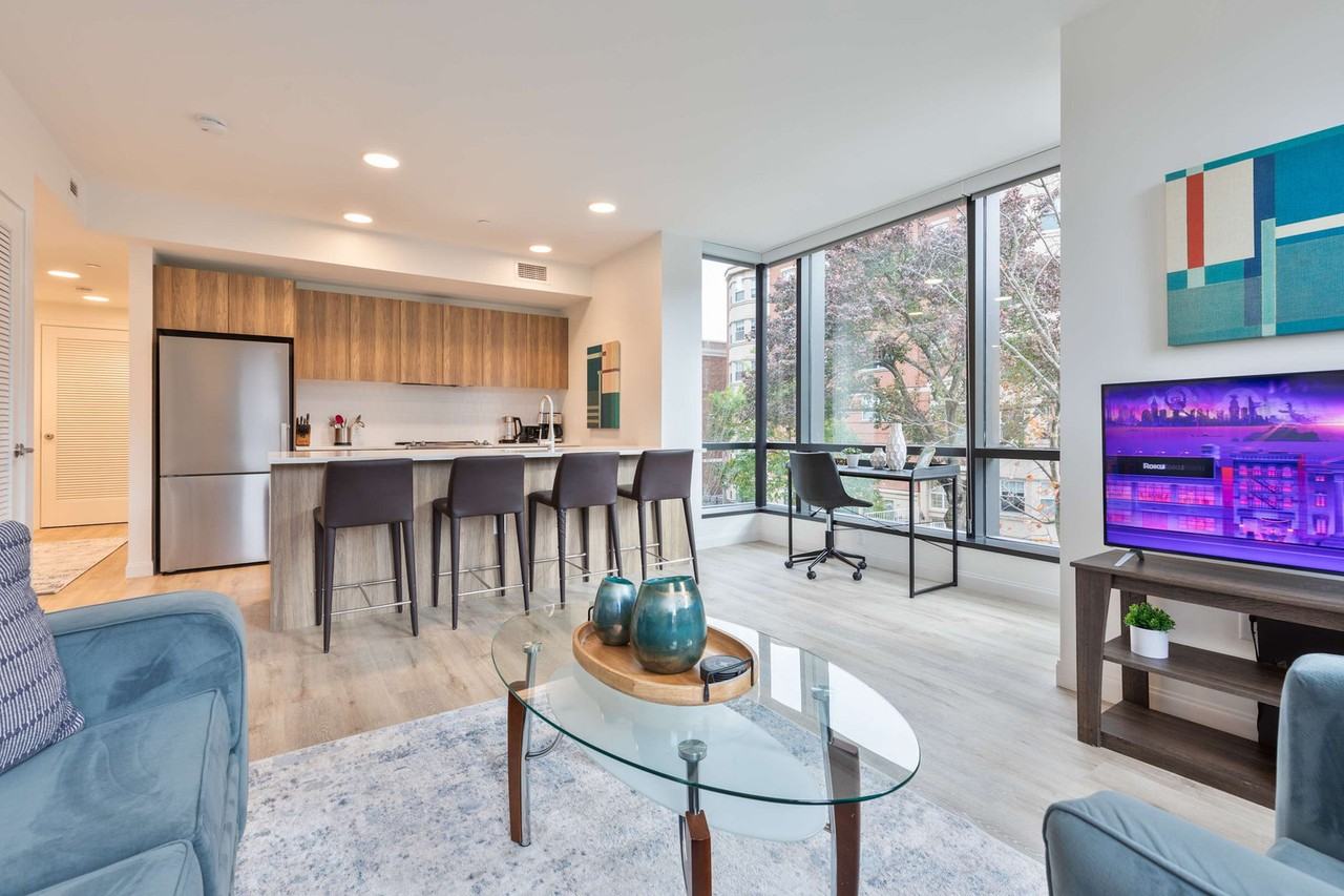 60 Kilmarnock St #1039270P - Photo 2 of 43