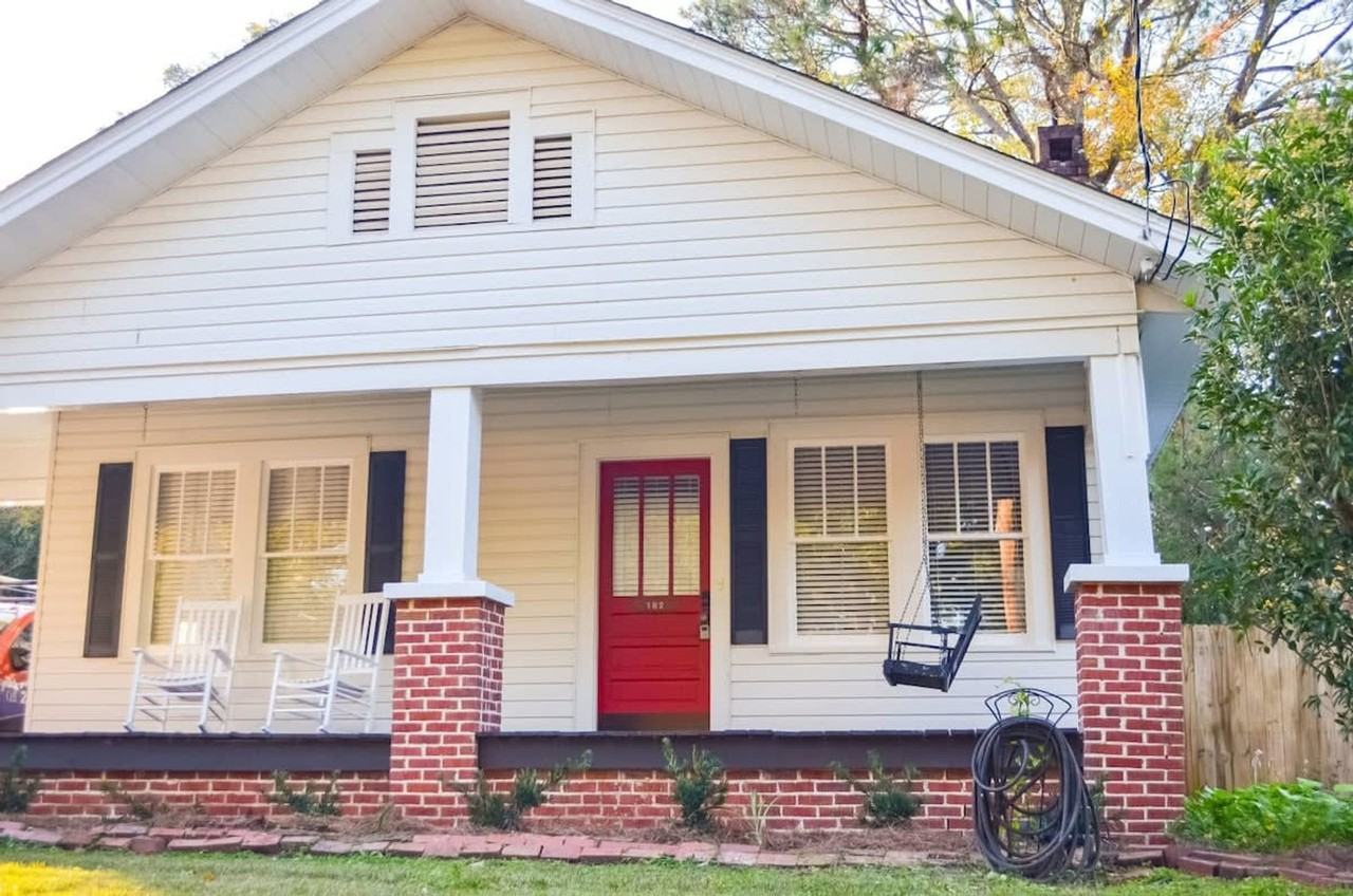 182 Williams St #1043570P - Photo 4 of 50