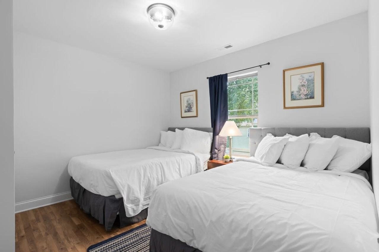 3705 Hoyt Street - Photo 6 of 88