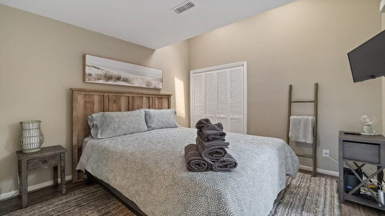 8039 Charter Oak Ln #1043783P - Photo 6 of 34