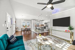 featured image of 2504 Harvey St