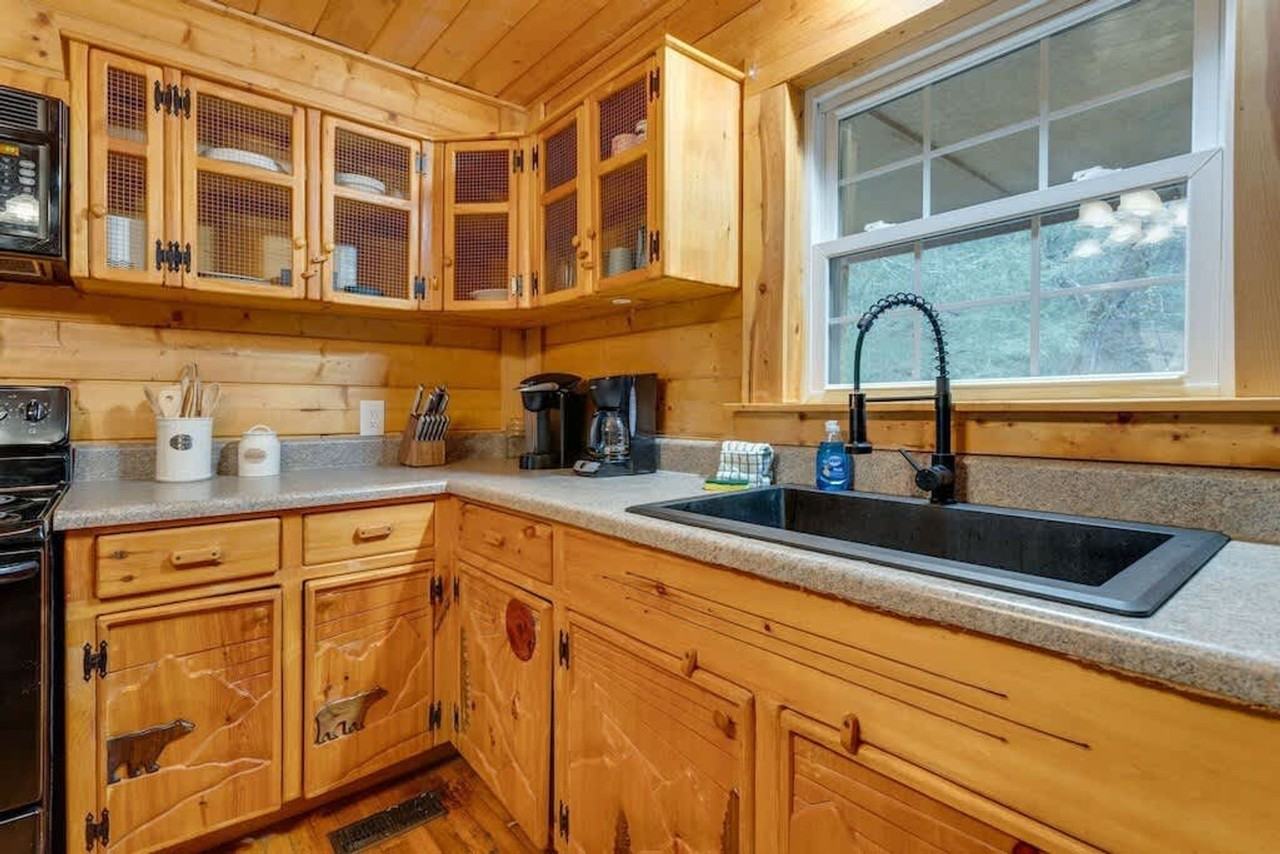 4557 Hooper Hwy #1051752P - Photo 7 of 49