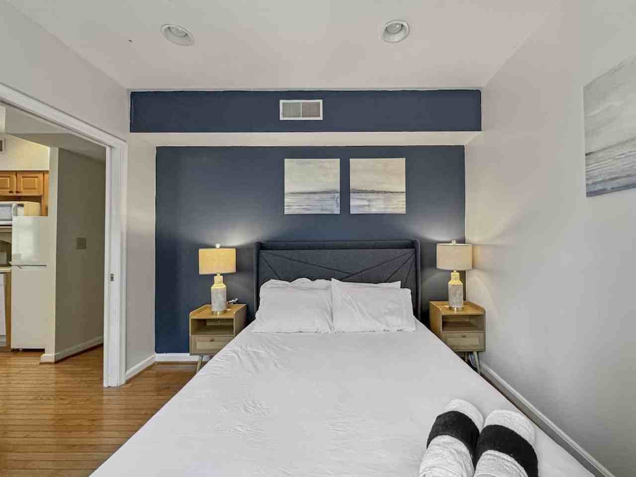 1715 Latimer St #1055800P - Photo 4 of 21