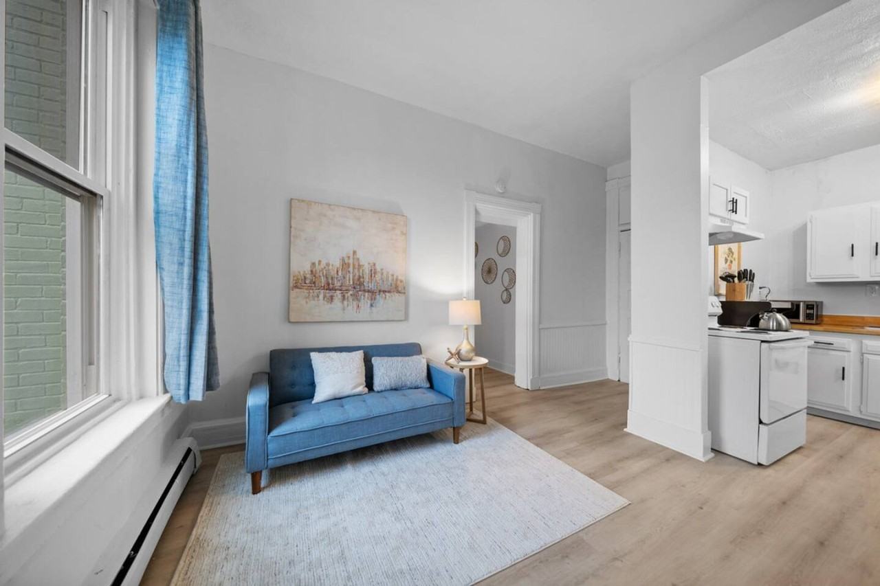 242 Mccormick Pl #1056118P - Photo 2 of 18