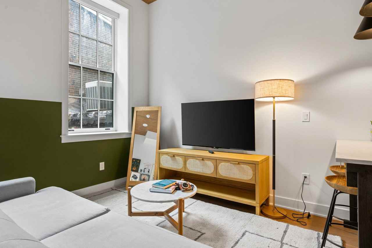 122 N 3rd St #1060936P - Photo 7 of 20