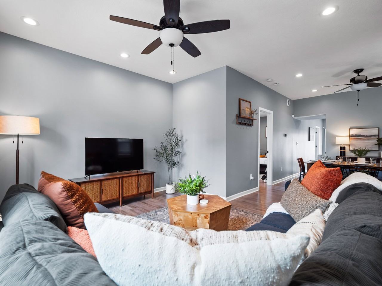 6110 Lawn Avenue #1061038P - Photo 6 of 44