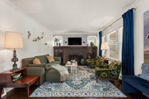 featured image of 4040 W 158th St