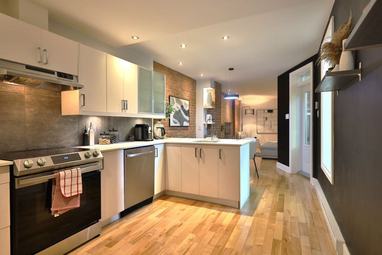 1851 Rue Panet #1061567P - Photo 7 of 15