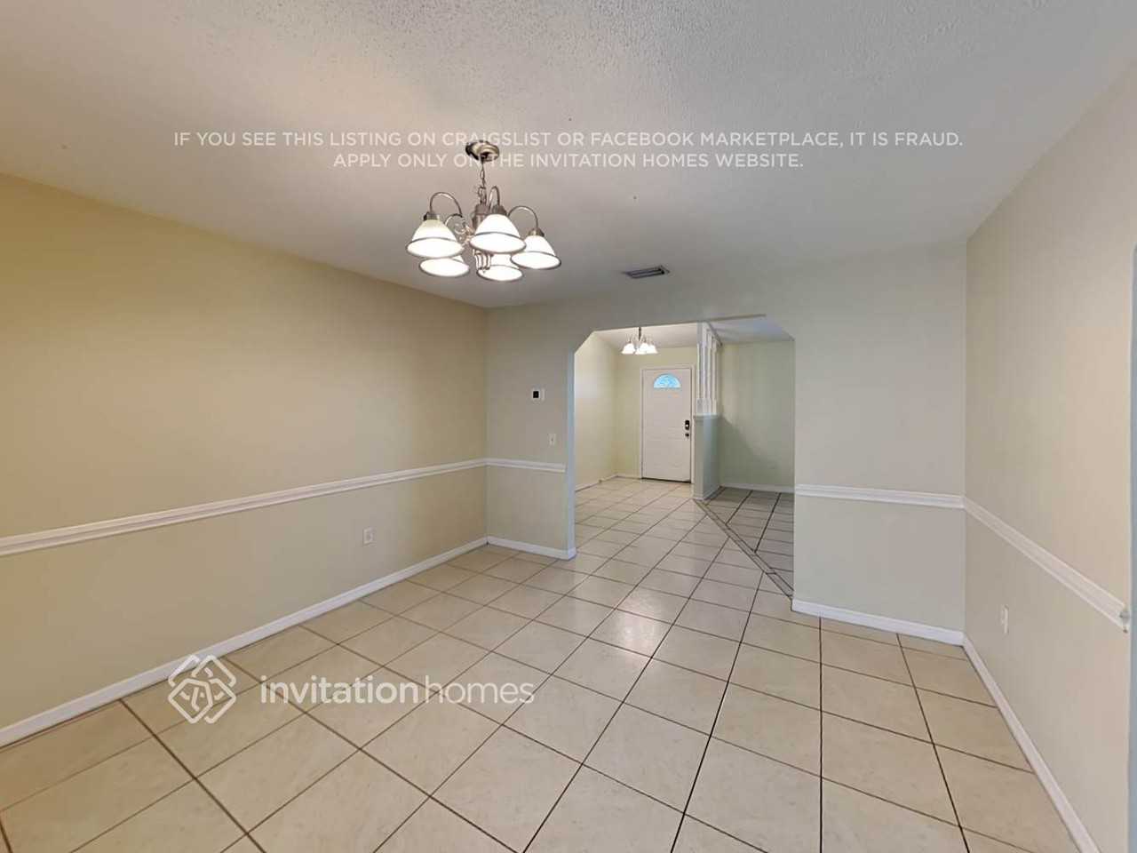 5132 Royal Oak Dr - Photo 3 of 18