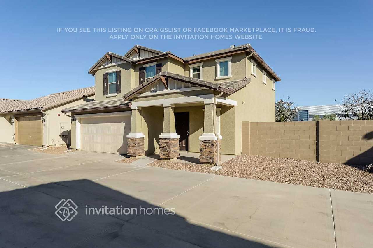 1550 N Balboa - Photo 2 of 15