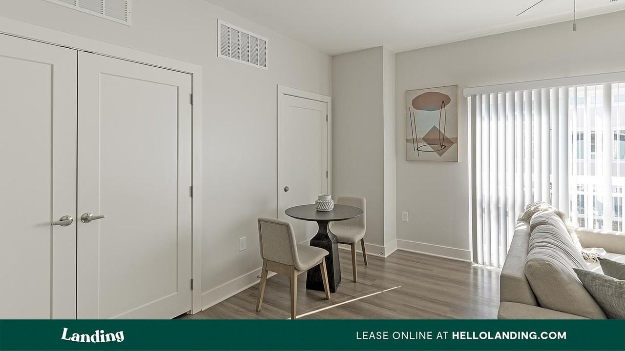 556 Martin Rd SW - Photo 3 of 50