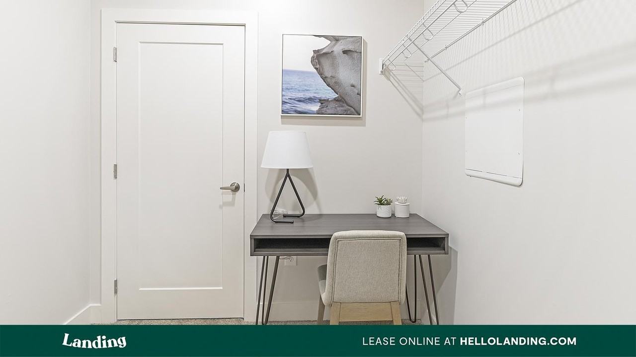 556 Martin Rd SW - Photo 4 of 50