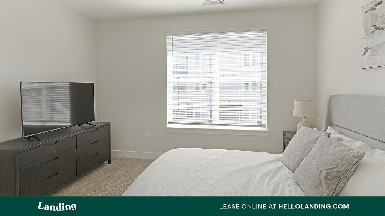 556 Martin Rd SW - Photo 6 of 50