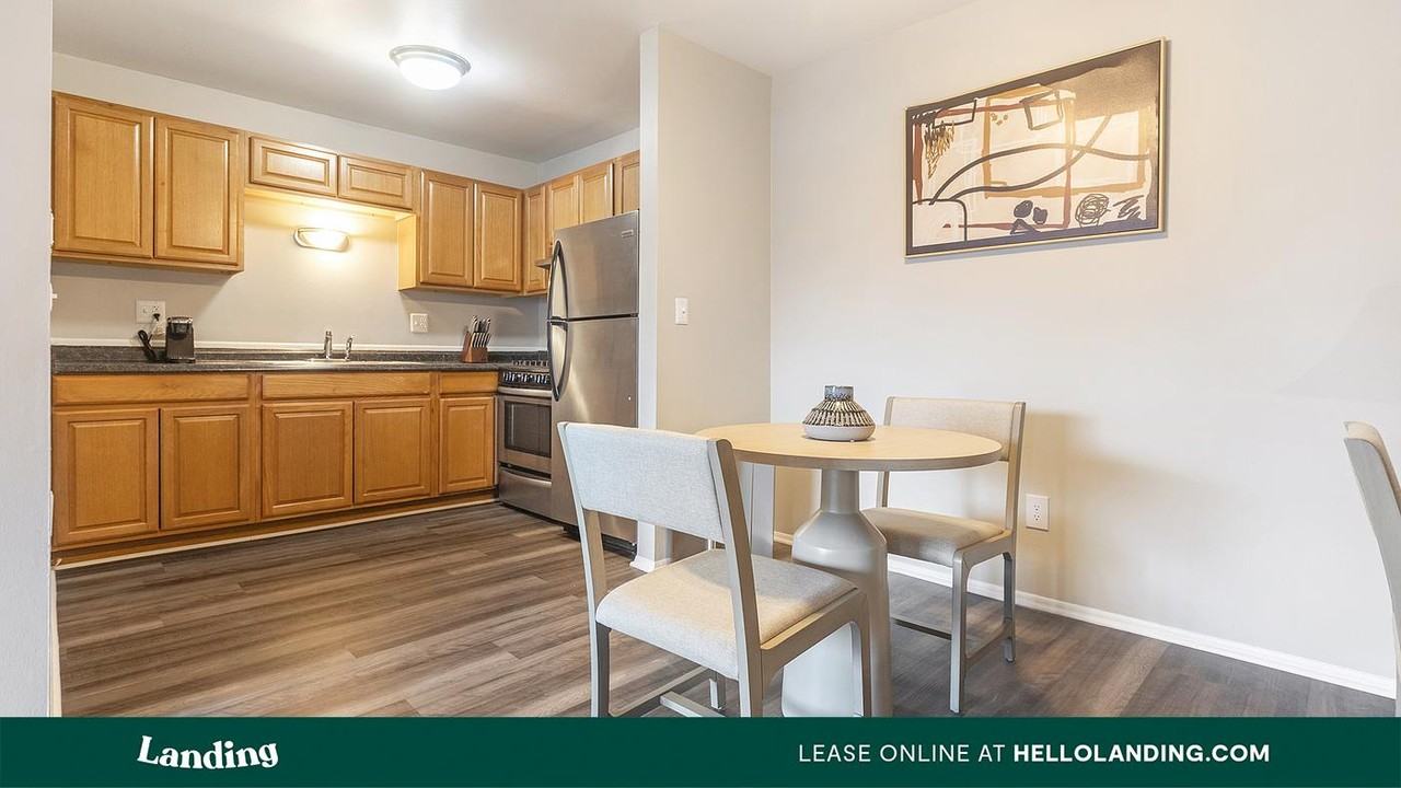 2572 Carpenter Rd - Photo 4 of 50