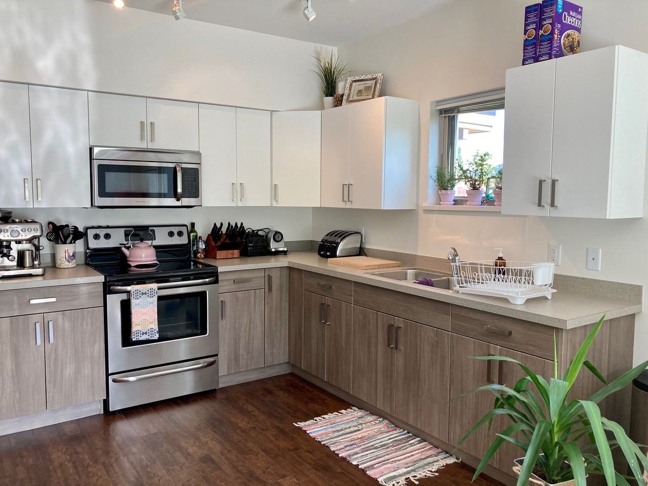 1415 Summit Drive #A411 - Photo 5 of 8