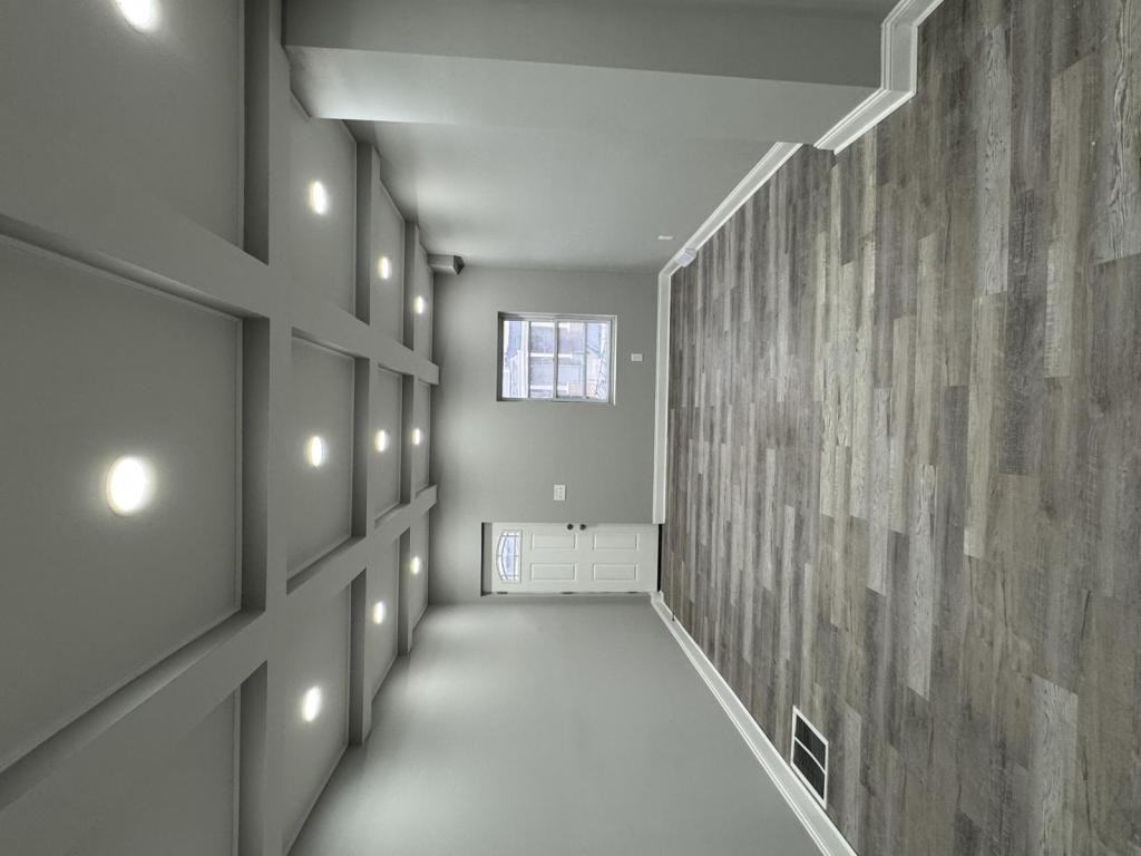 2818 W Mulberry St - Photo 2 of 14