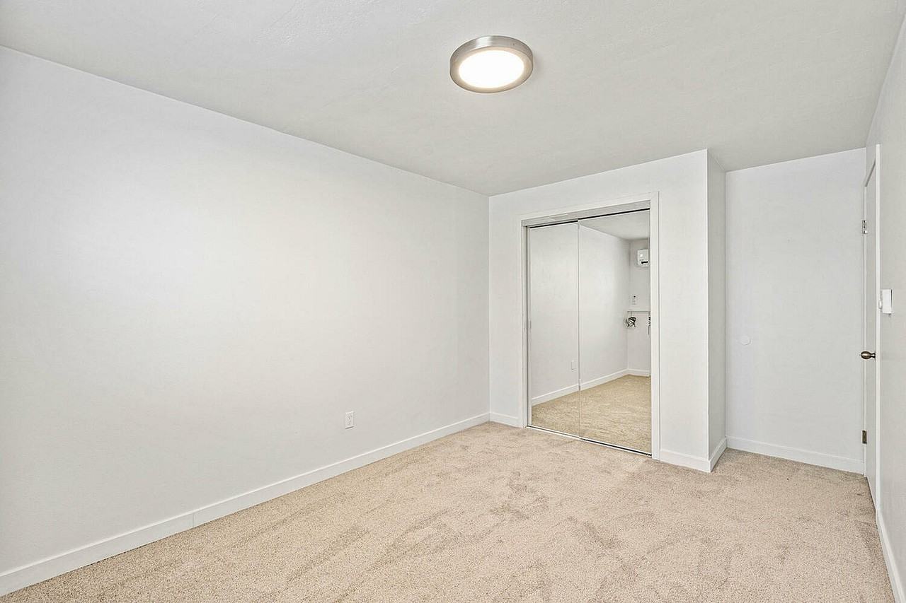 The Sherlock Townhomes - Photo 7 of 33