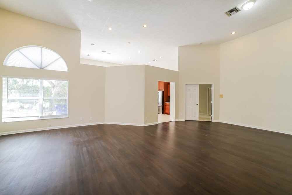 7770 Highlands Cir - Photo 4 of 16