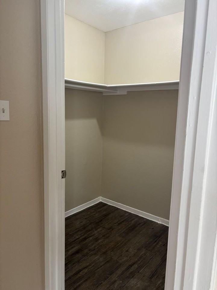 Crossway Apartments - Photo 7 of 50