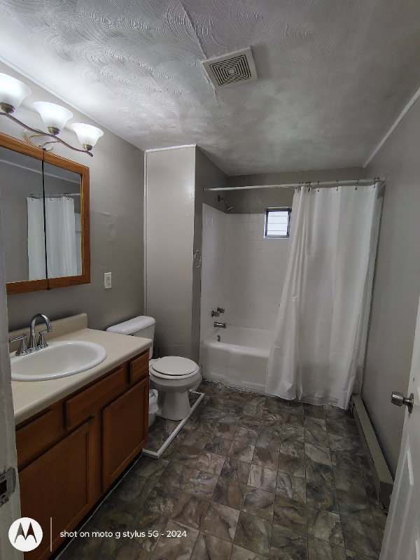 24 Th Street - Photo 3 of 5