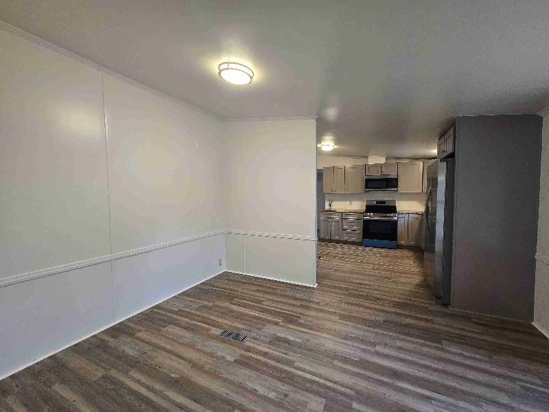 415 Walker Dr - Photo 5 of 20