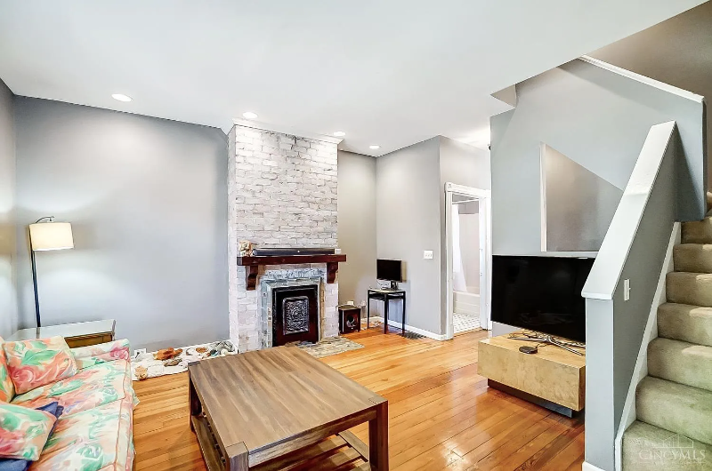 3766 Isabella Ave #2 - Photo 6 of 23