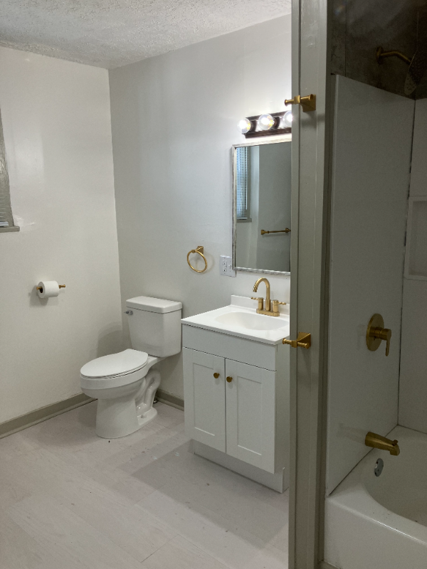 306 W Center St #306 - Photo 2 of 14