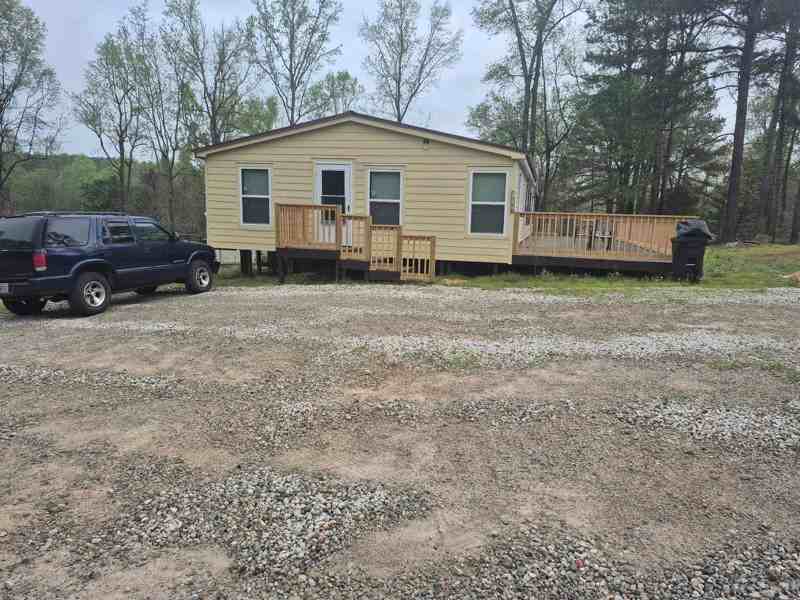 880 Stone Stewart Rd - Photo 2 of 10