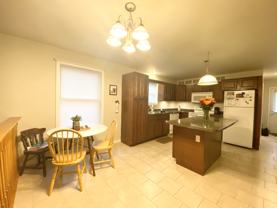 958 Ash St - Photo 1 of 1