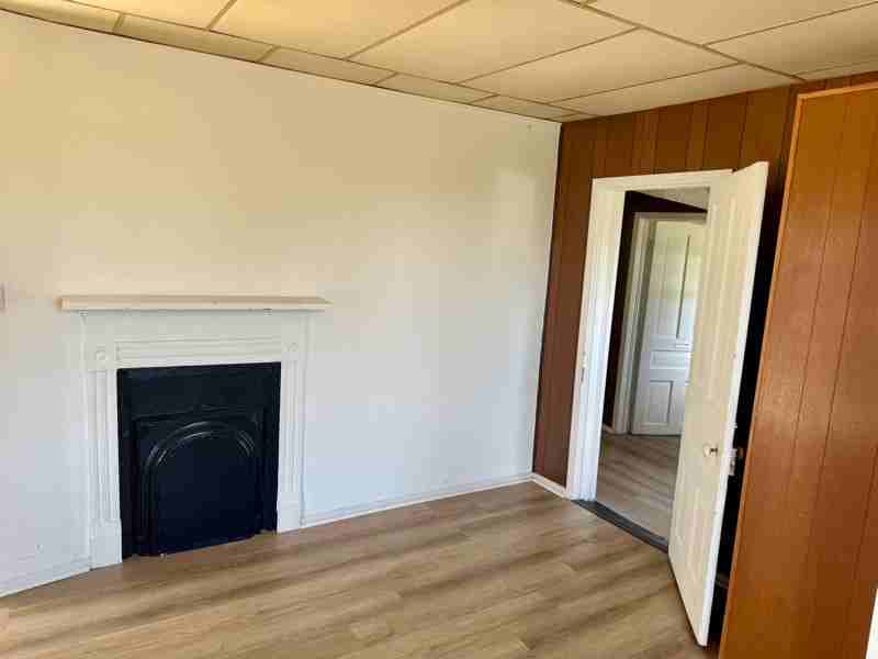 21 Dallas Ave - Photo 4 of 9