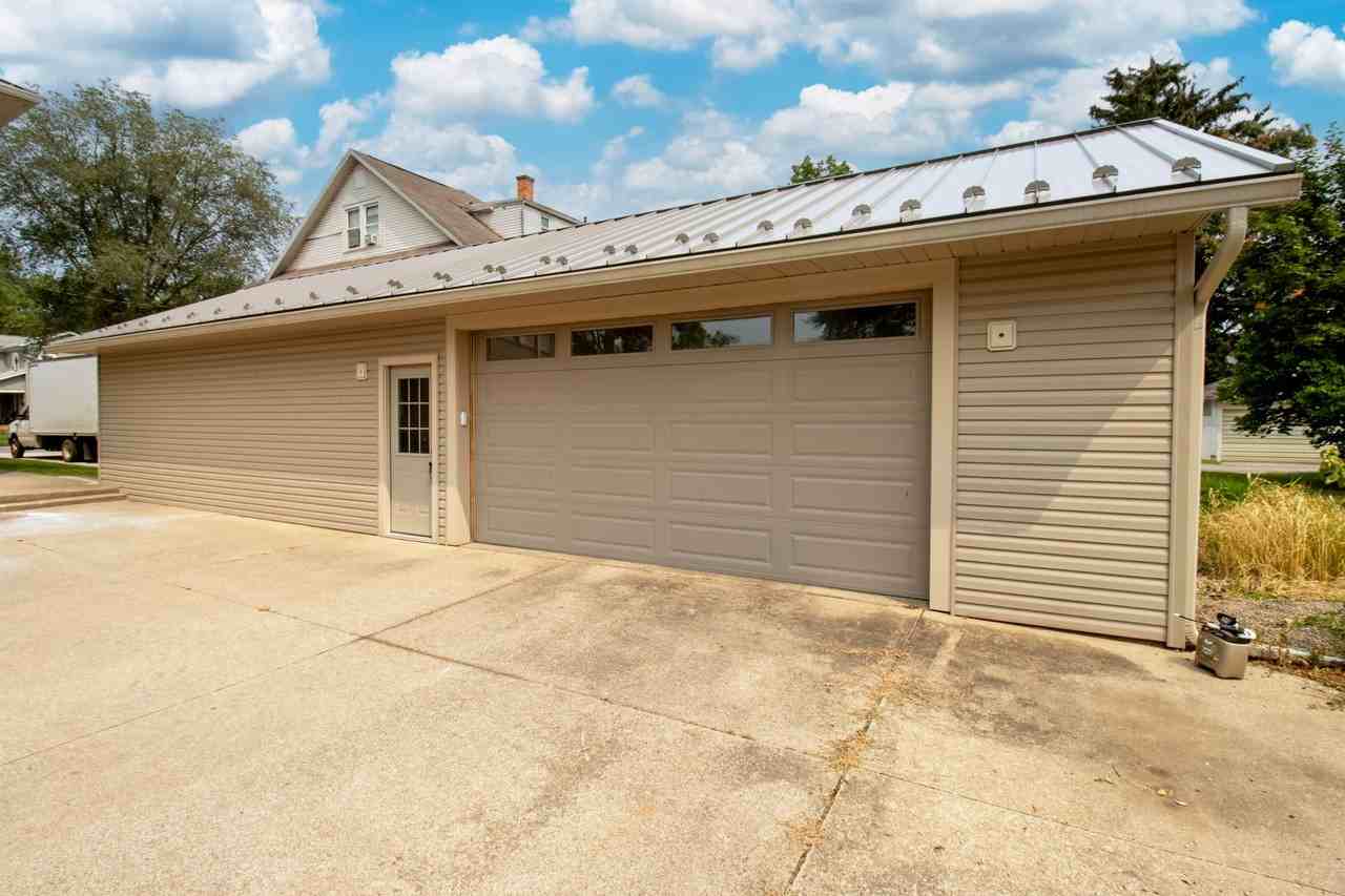105 E Paradise St - Photo 6 of 28