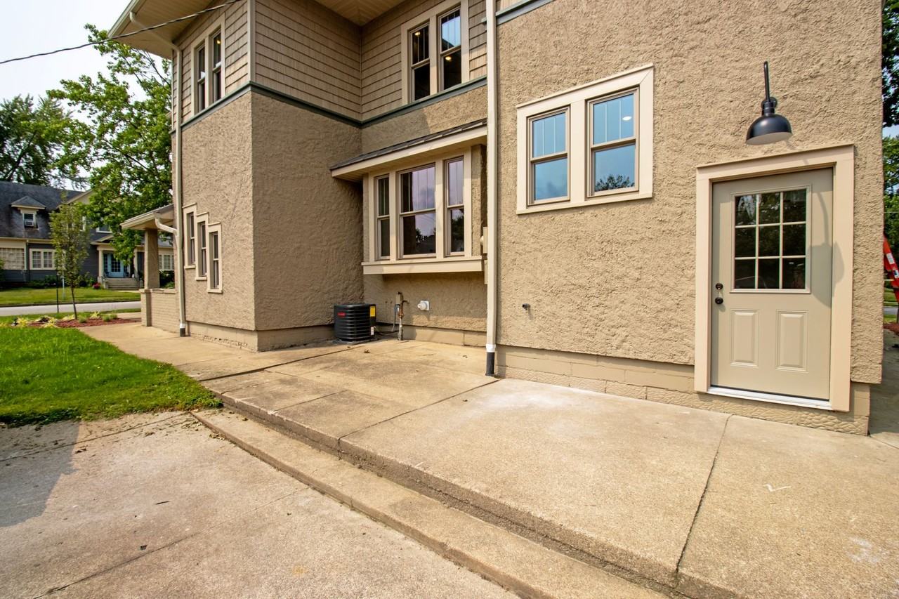 105 E Paradise St - Photo 7 of 28