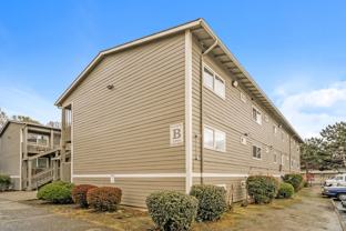 Comfortable Living, Unbeatable Location – Welcome to Salem Parkway Apartments - Photo 1 of 1