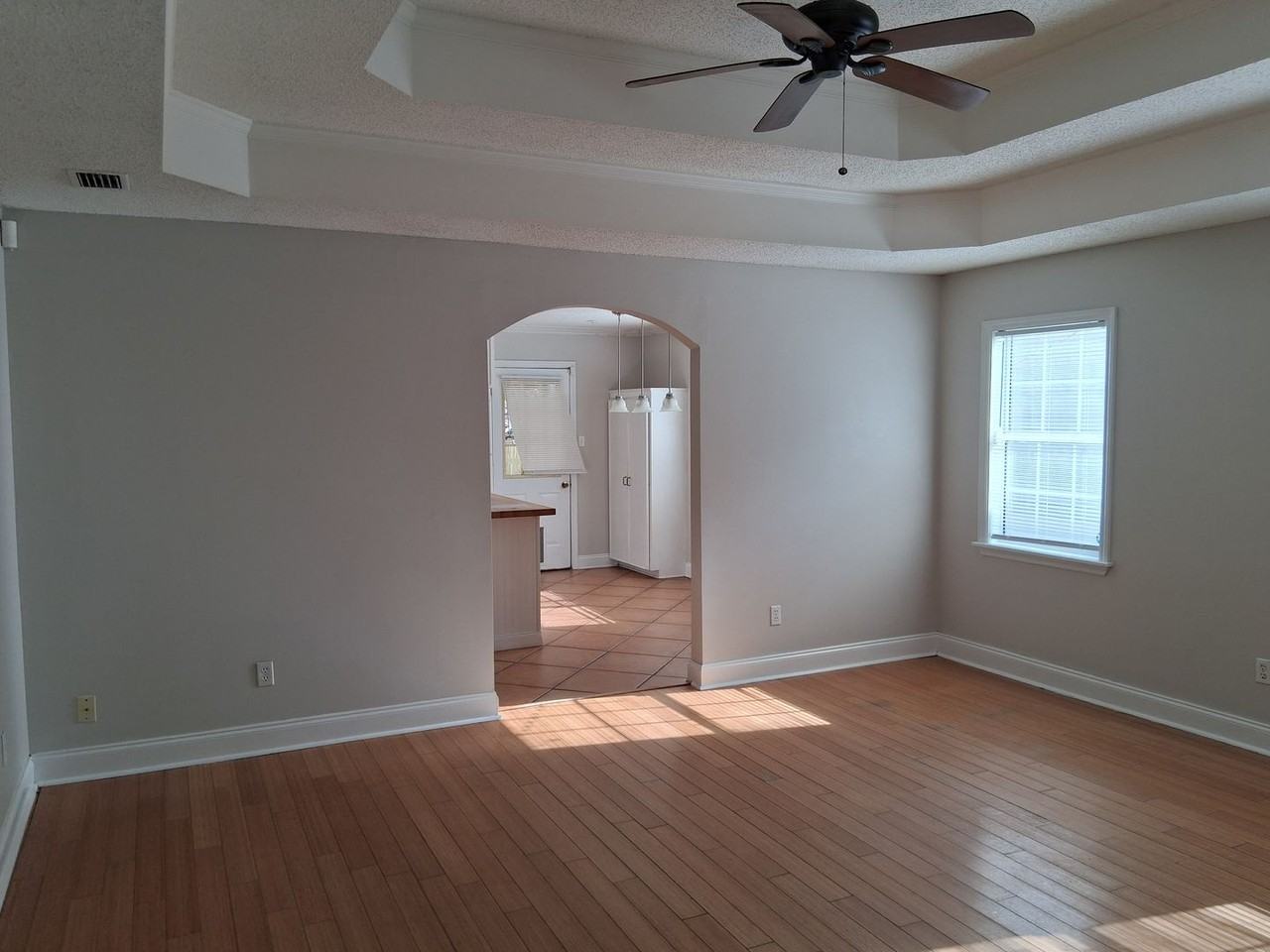 3027 Schroer Dr - Photo 5 of 15