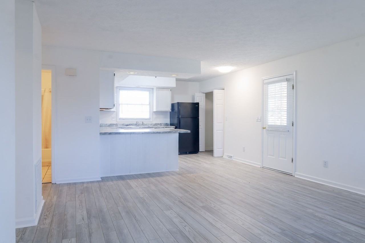 150 Bart Green Dr #2 - Photo 7 of 19