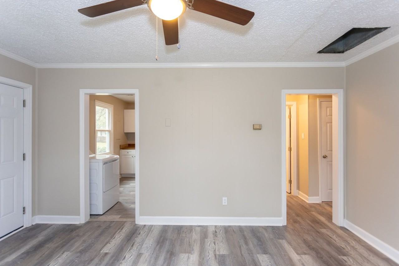 6 Country Squire Ct - Photo 7 of 17