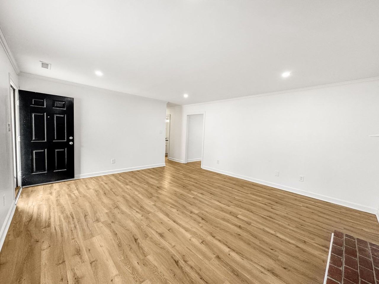 509 Drexel Rd - Photo 3 of 33