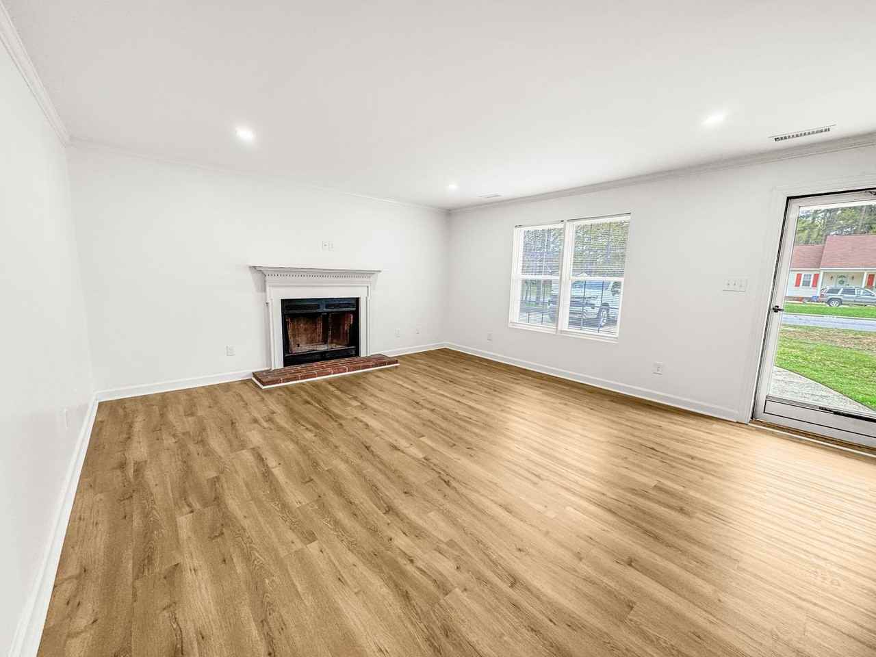 509 Drexel Rd - Photo 5 of 33