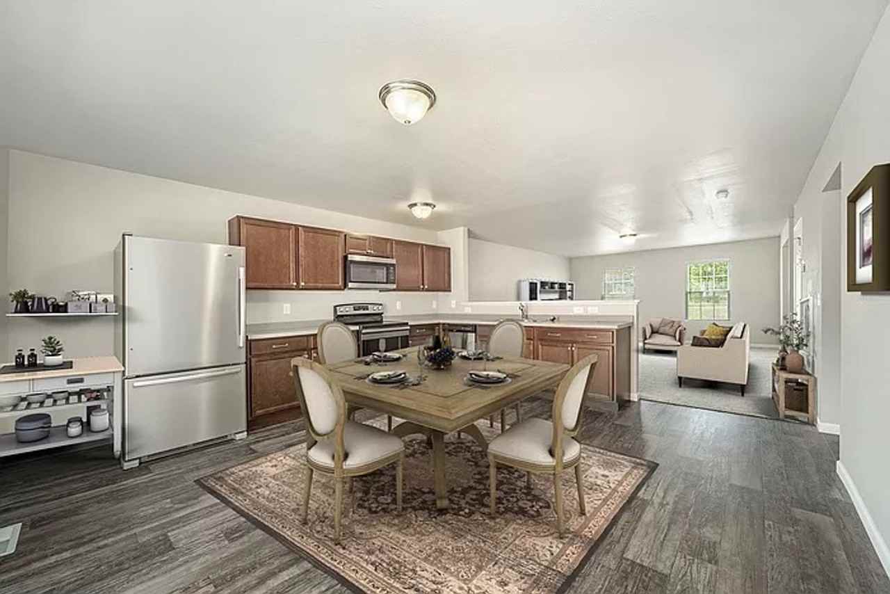 342 White Pine Ct - Photo 2 of 20