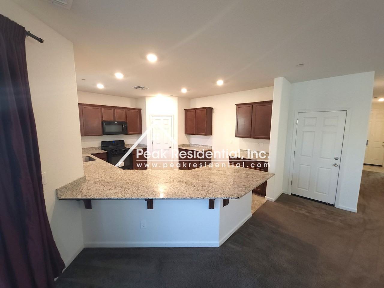 5343 Kankakee Dr - Photo 5 of 31