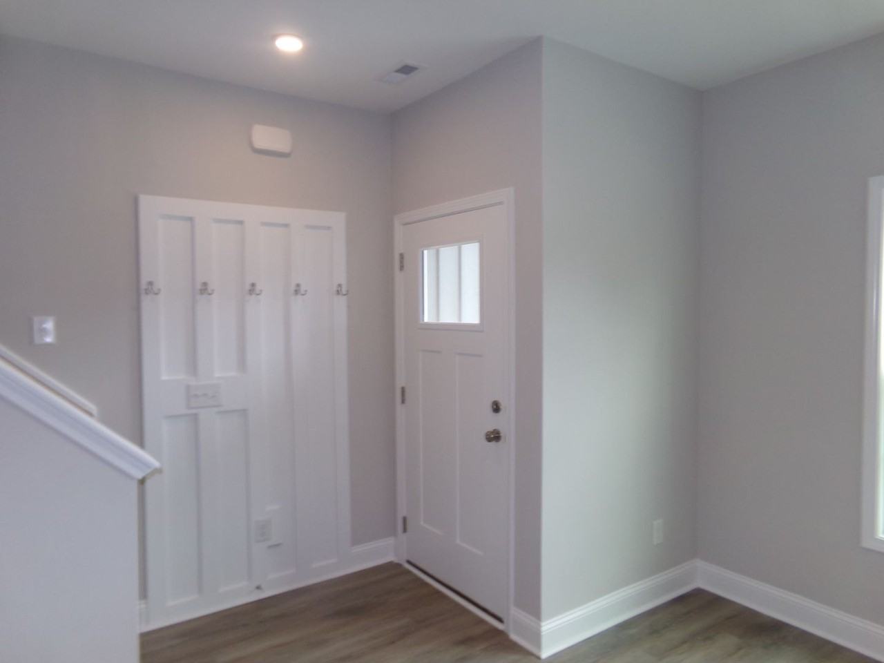 199 Loren Rd - Photo 2 of 29