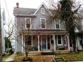 featured image of 326 E Orange St