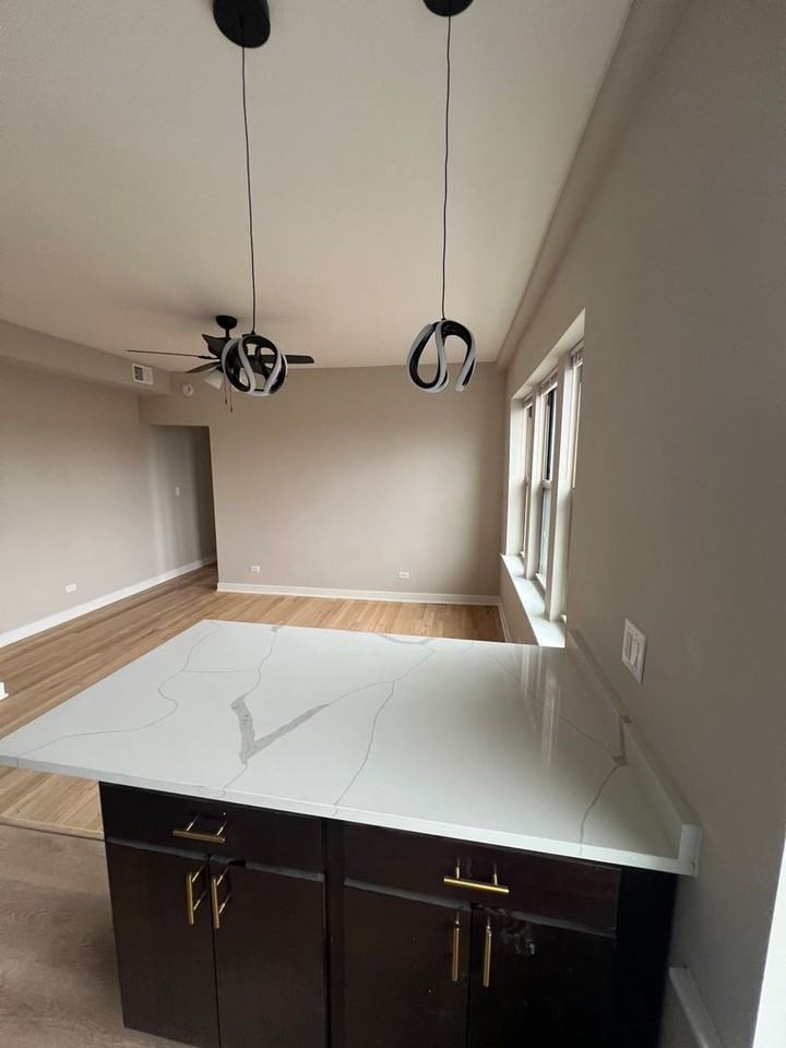 4035 Central Park - Photo 4 of 17