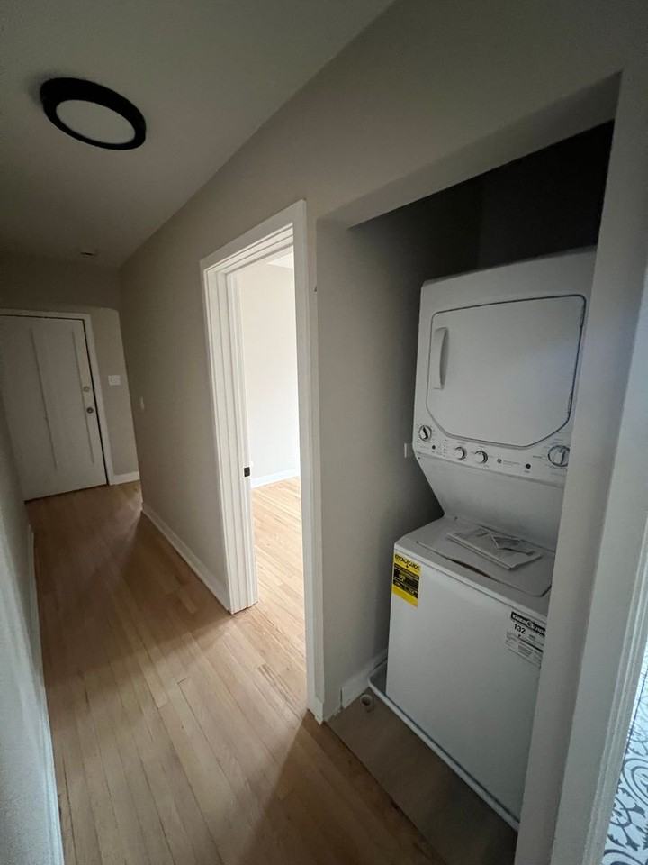 4035 Central Park - Photo 6 of 17