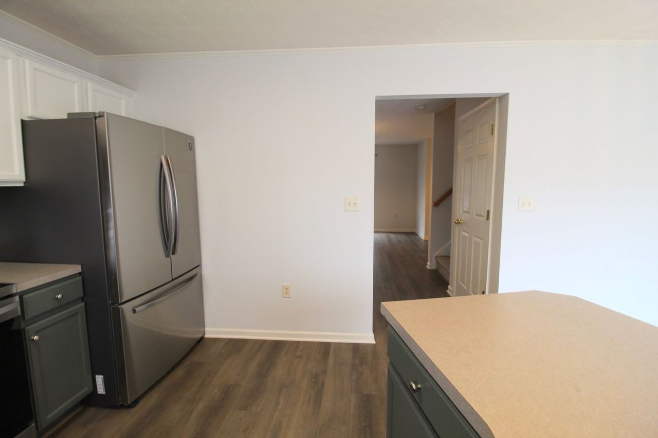 3069 Taylor Spring Ln - Photo 6 of 29