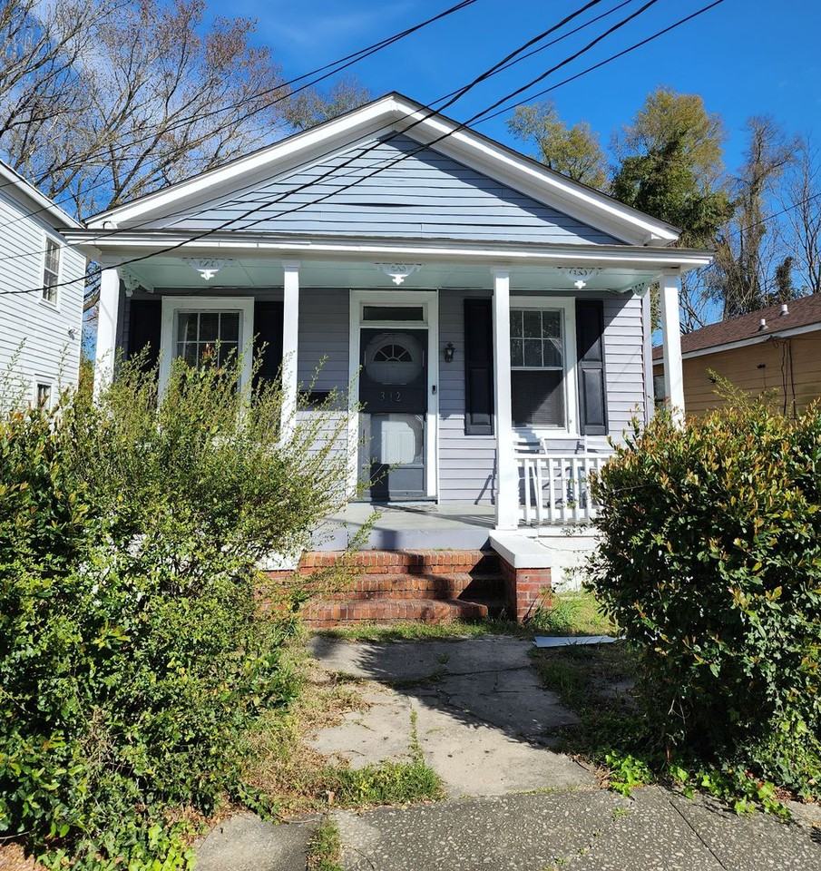 312 Mcrae St - Photo 2 of 22