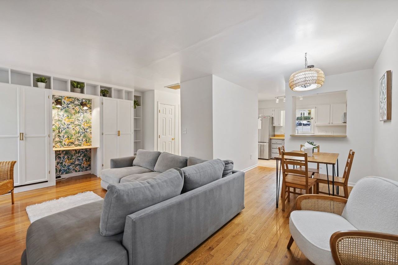 126 Shady Spring Place - Photo 5 of 14