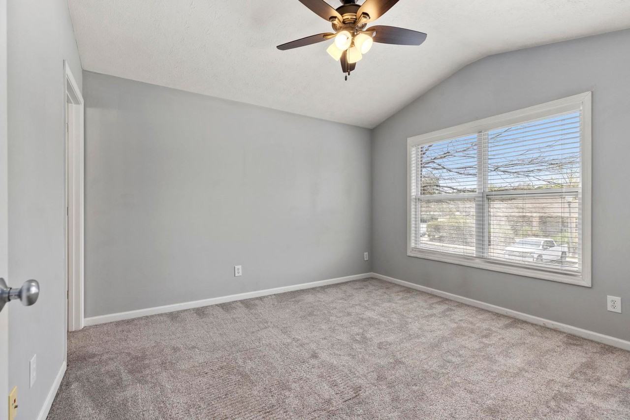 1385 S Donahue Dr #2-204 - Photo 7 of 16